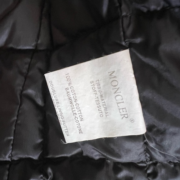 Moncler Crop Jacket - Picture 13 of 16